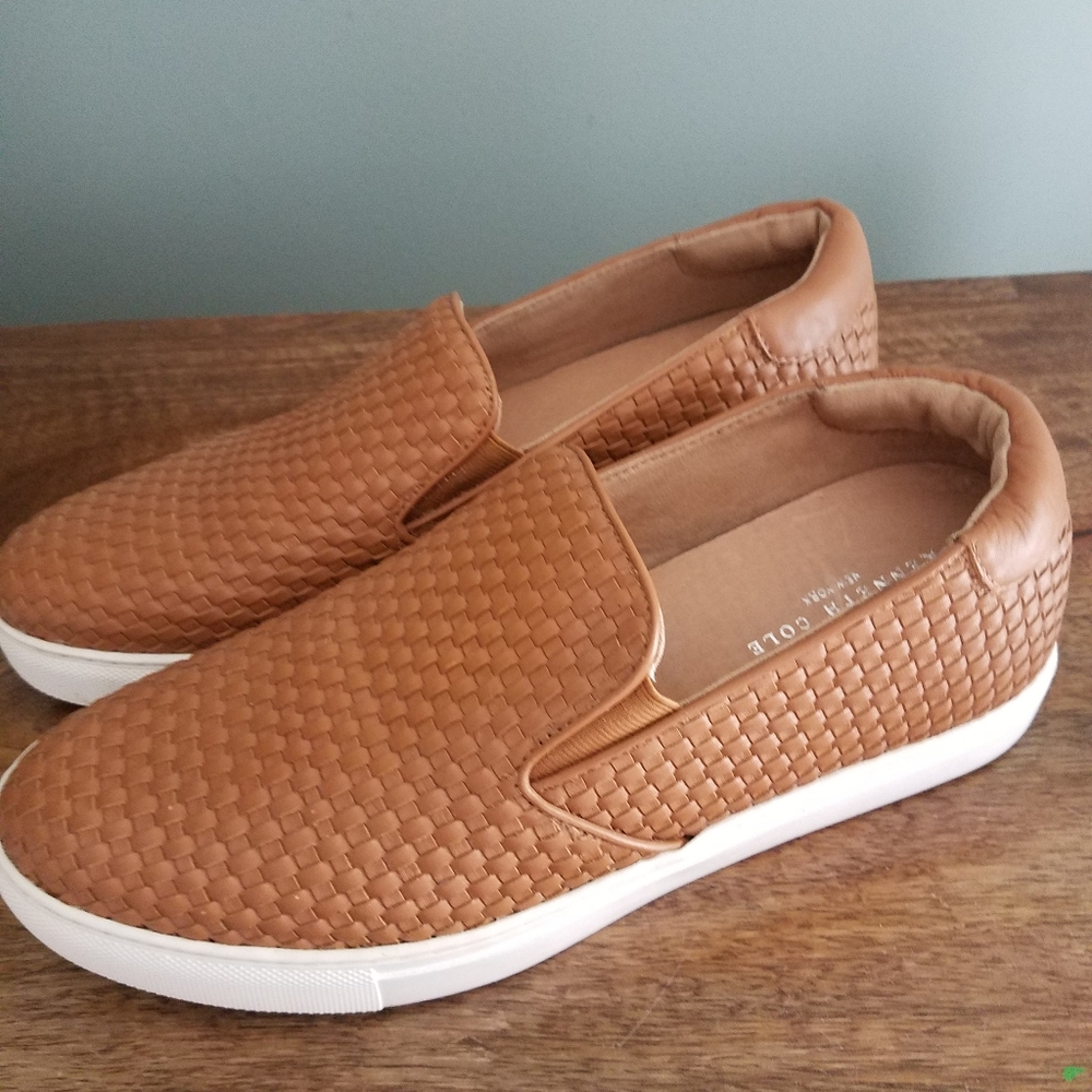 Kenneth Cole Leather Slip On sz 10